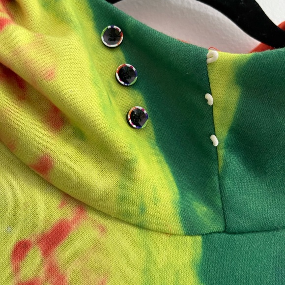 Rainbow color drip hooded sweatshirt - Picture 2 of 8